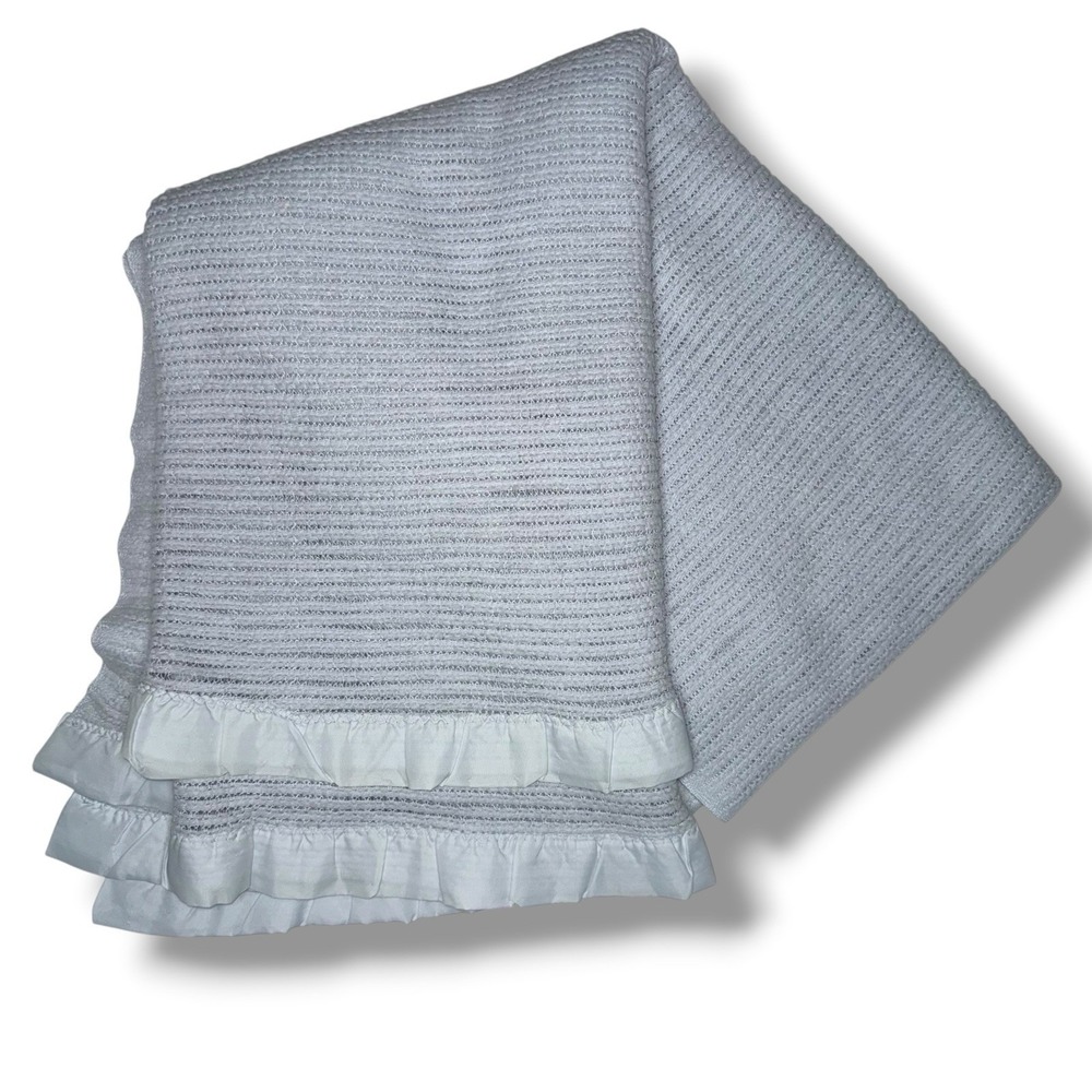Vintage Esmond by Chatham Blue Waffle Knit Blanket Satin Trim Throw Twin
